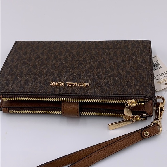 MICHAEL KORS LG DOUBLE ZIP WRISTLET BROWN - Picture 10 of 16